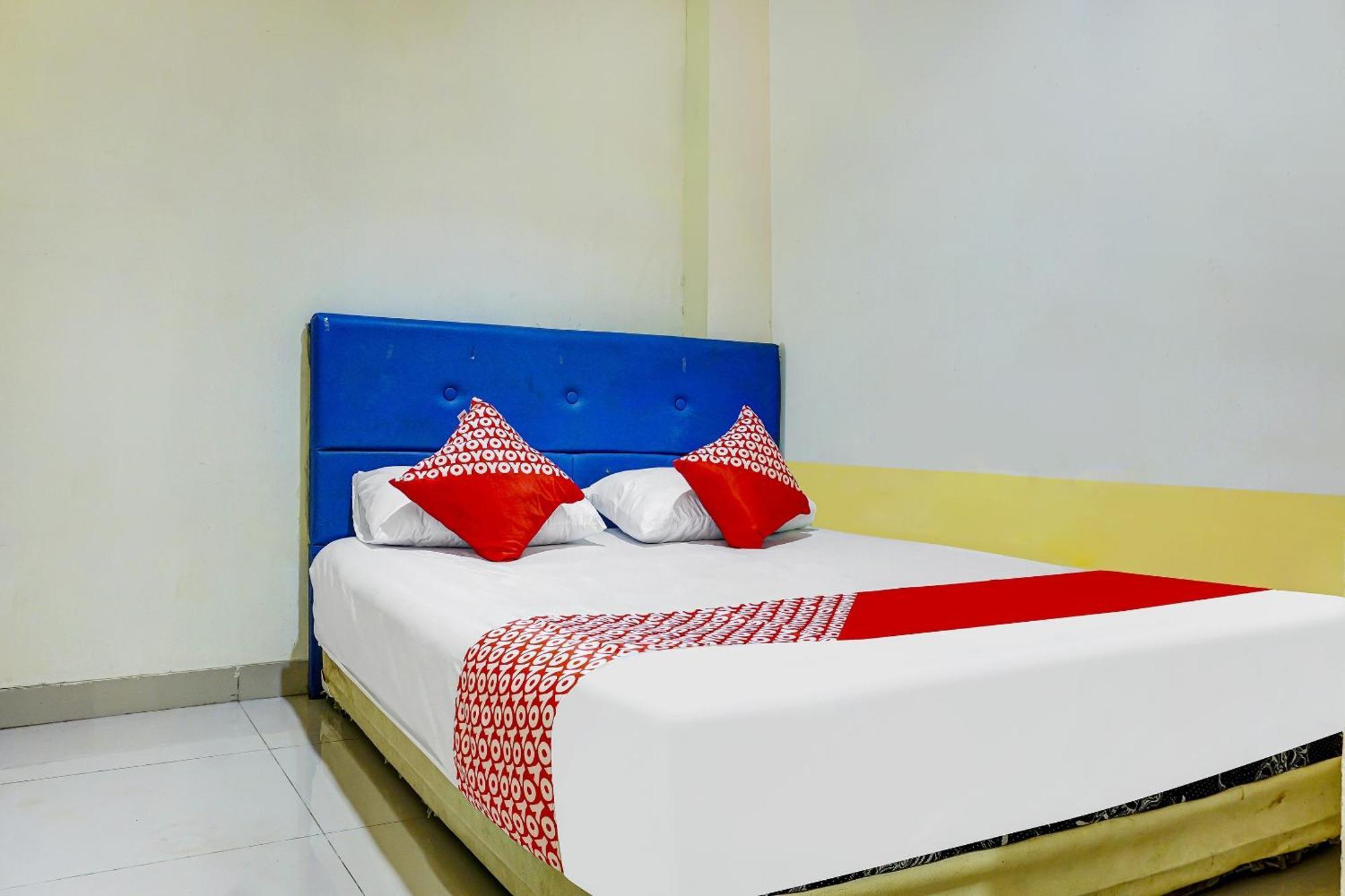 Oyo 91182 Kos'ta 2* Makassar