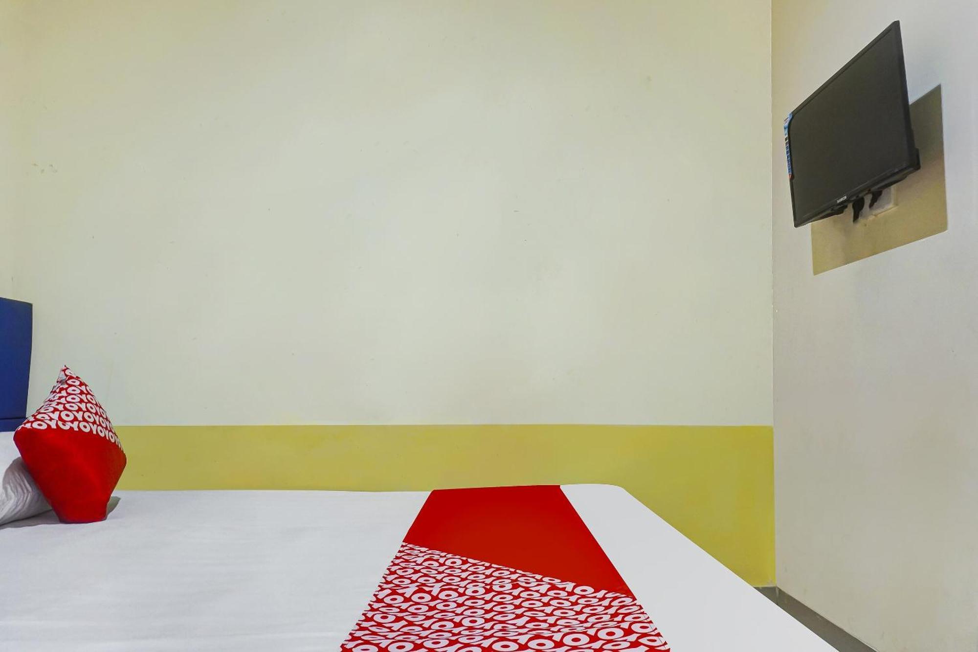 Hotel Oyo 91182 Kos'ta