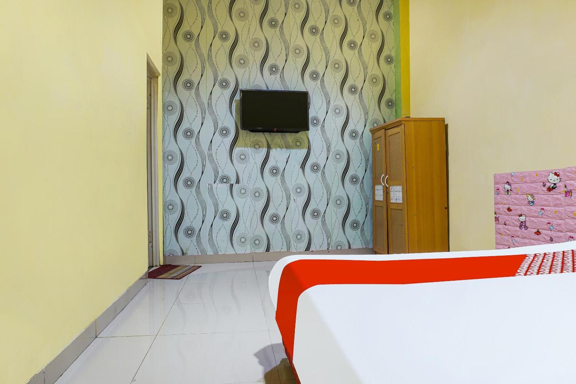 Hotel Oyo 91182 Kos'ta Makassar